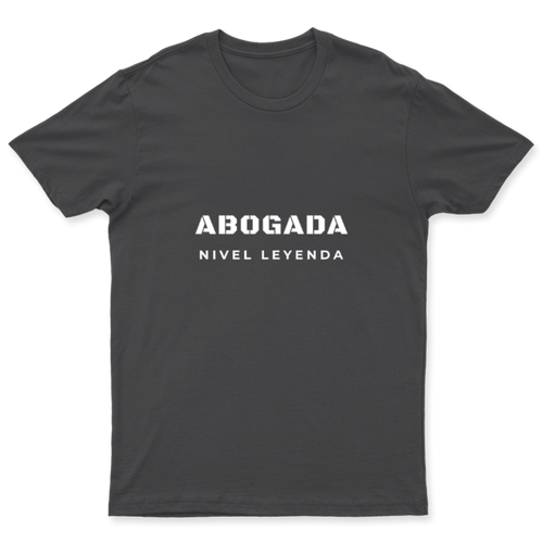 Playera Abogada Nivel Leyenda en color Carbón, estampado DTG al frente